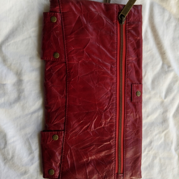 Matt & Nat red clutch - Picture 2 of 3